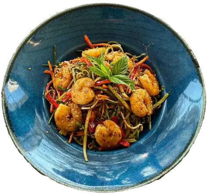 Karidesli Sakura Salatası